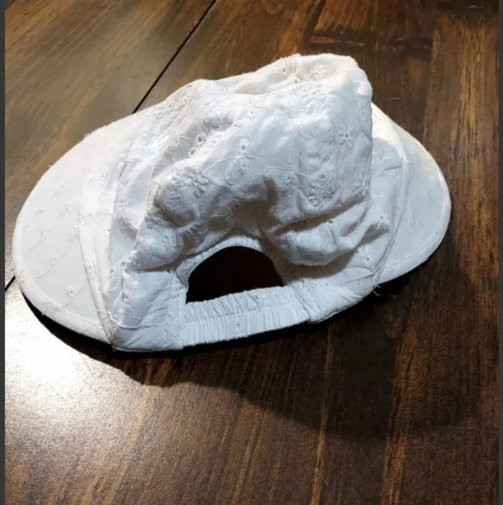 Sun visor Hat White Floral Garden Summer Sun Shade White Woman  (0265)